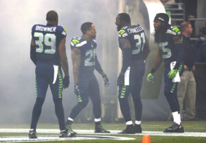 3 Ways that Cornerbacks Can Help Out Safeties